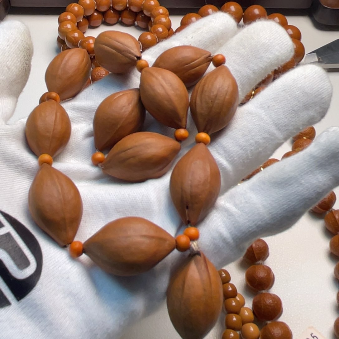 橄榄核手串橄榄核，手持