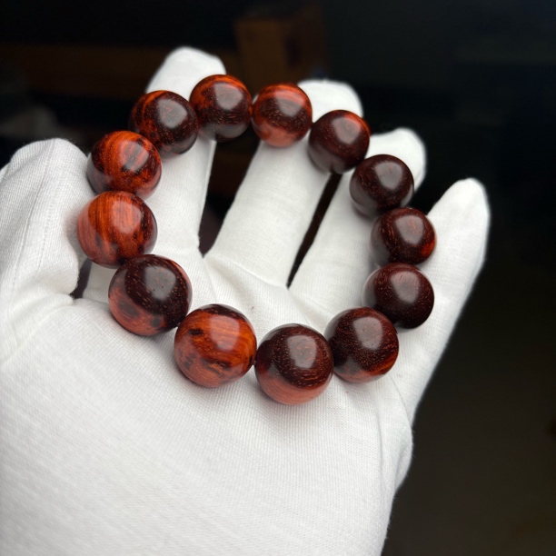 特品·小叶紫檀黑飘红1.8正圆，一物一拍