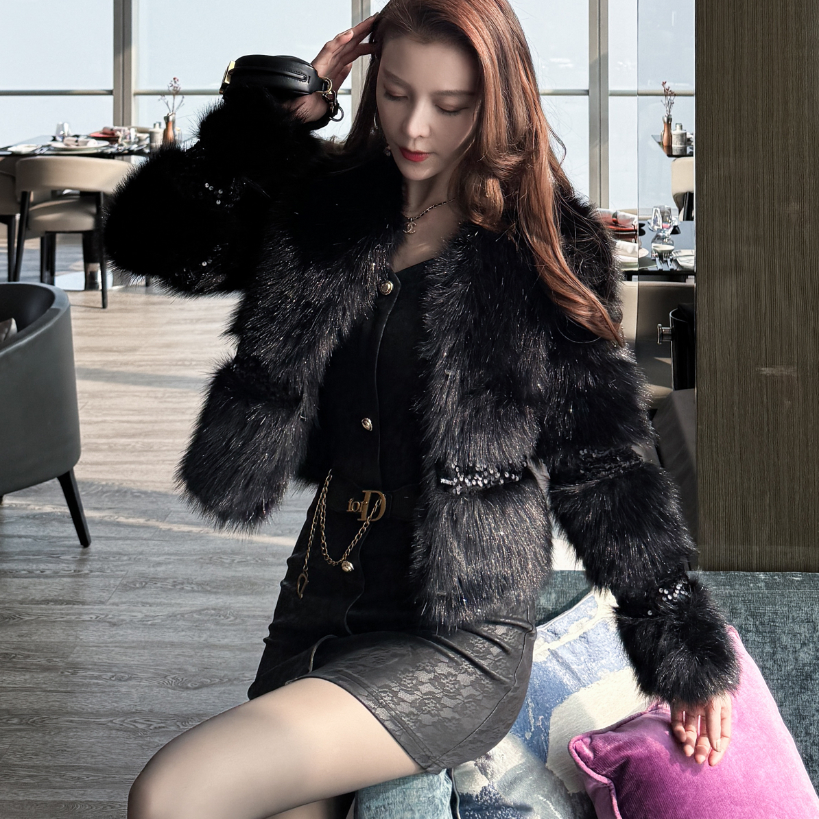 【年会战袍】亮闪闪毛毛拼接亮片短款外套保暖显瘦时尚WT-2675