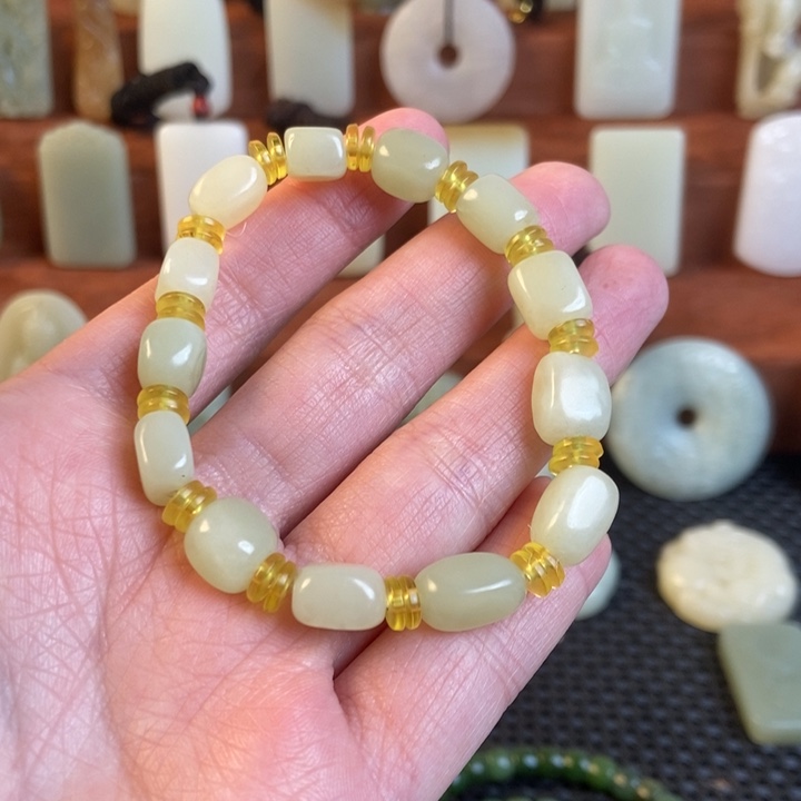 和田玉未镶嵌手链