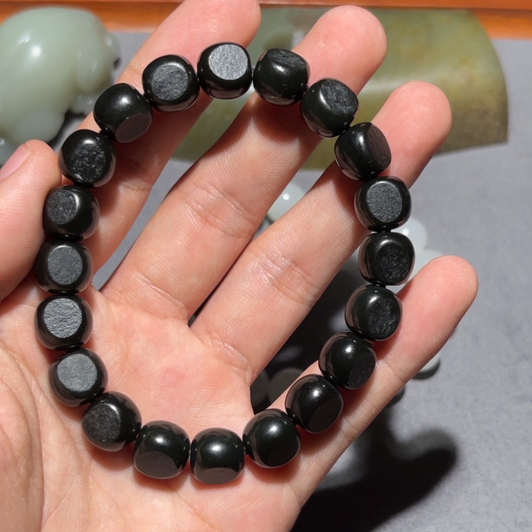 开***育和田玉未镶嵌手链