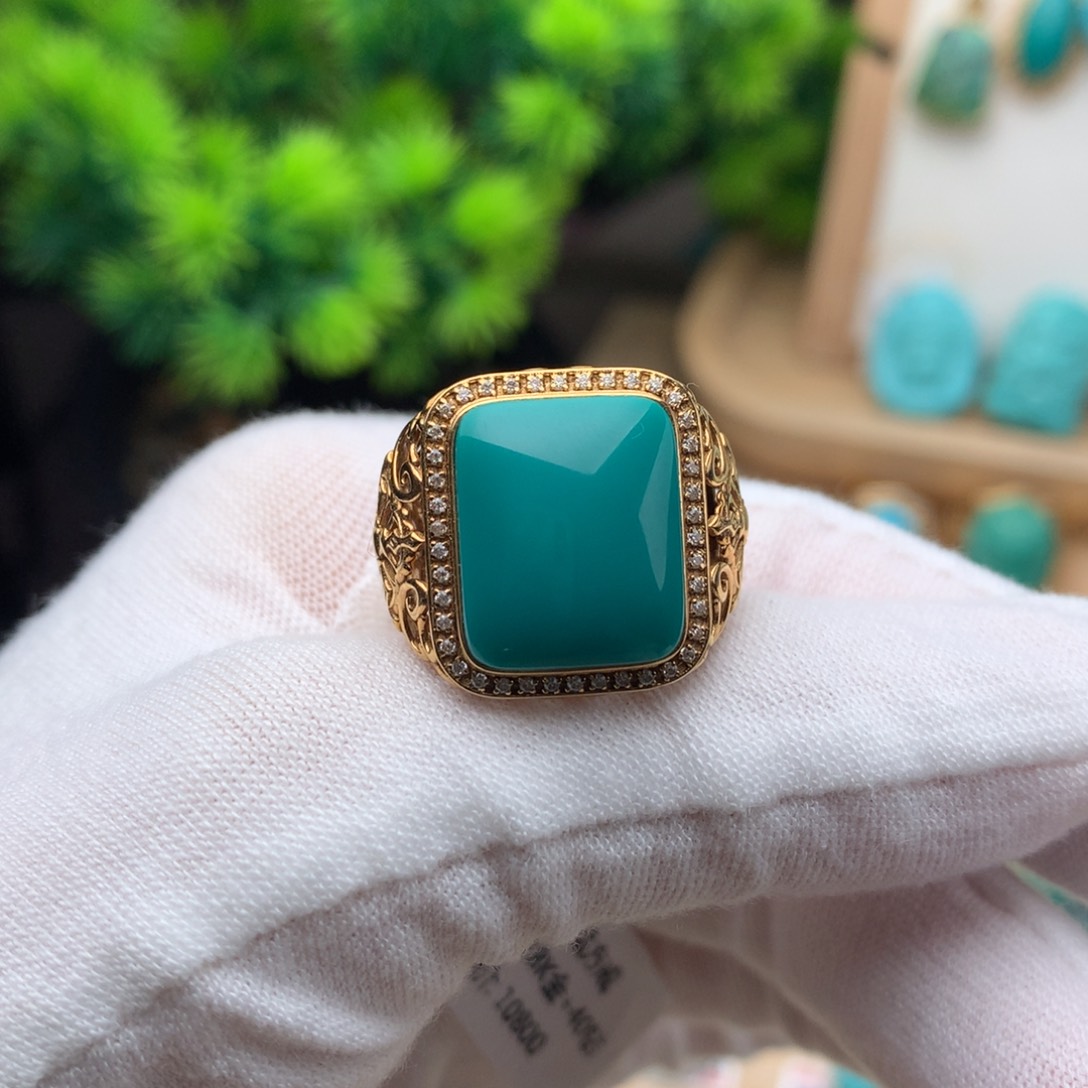 绿松石珠宝奇石18K金镶嵌