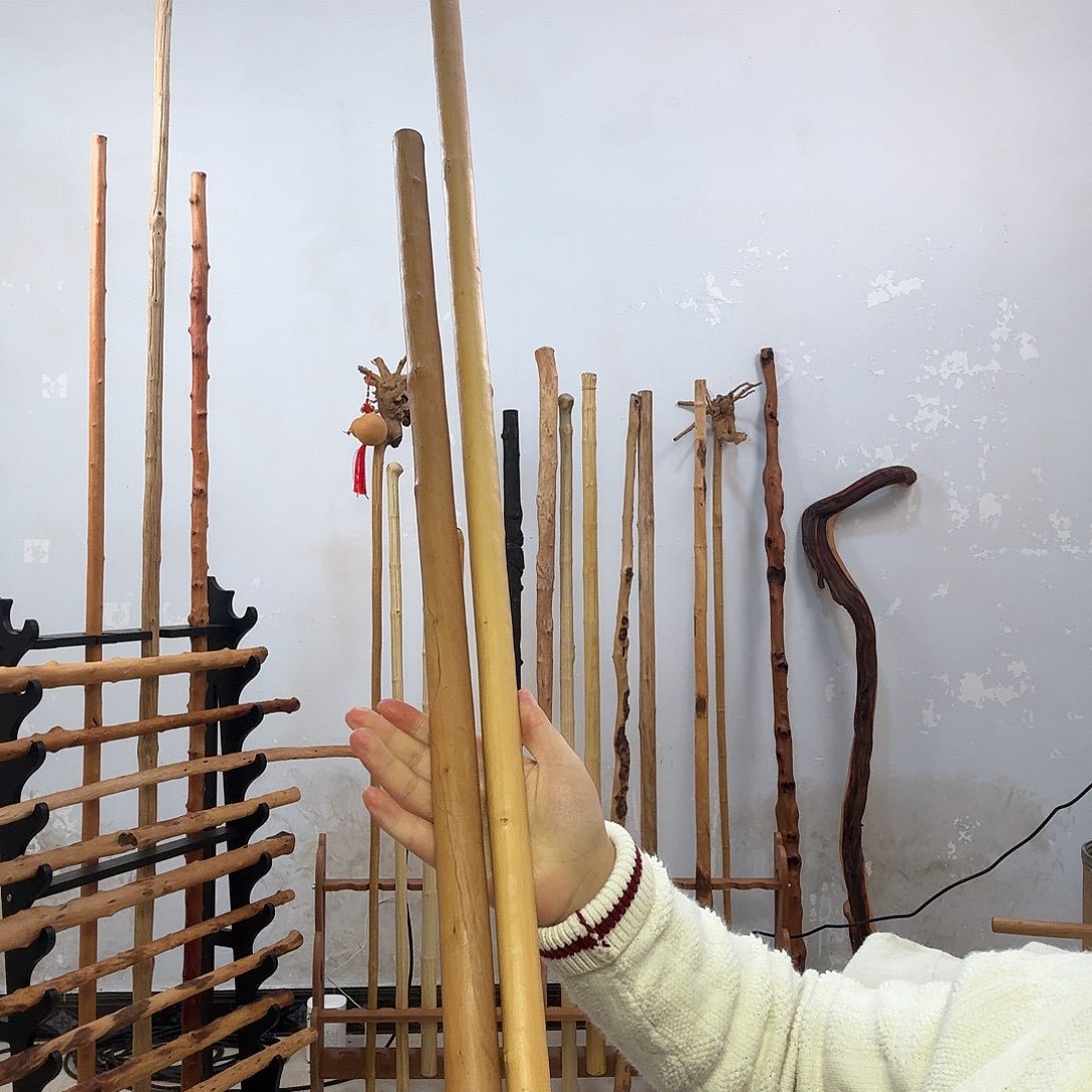 遮***姆红荀子鞭杆车载，，，，，，，，