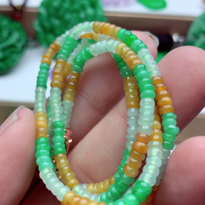 翡翠未镶嵌毛衣链