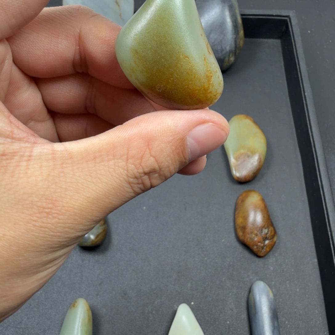 大***马和田玉未镶嵌挂件