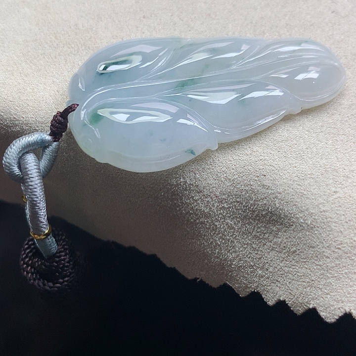 翡翠颈饰未镶嵌吊坠