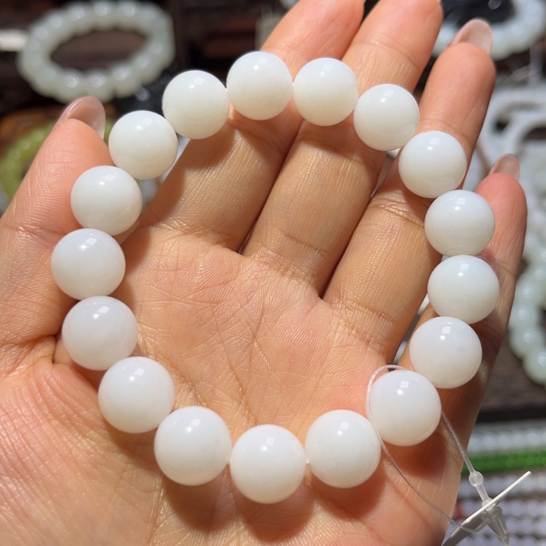 和田玉未镶嵌手链