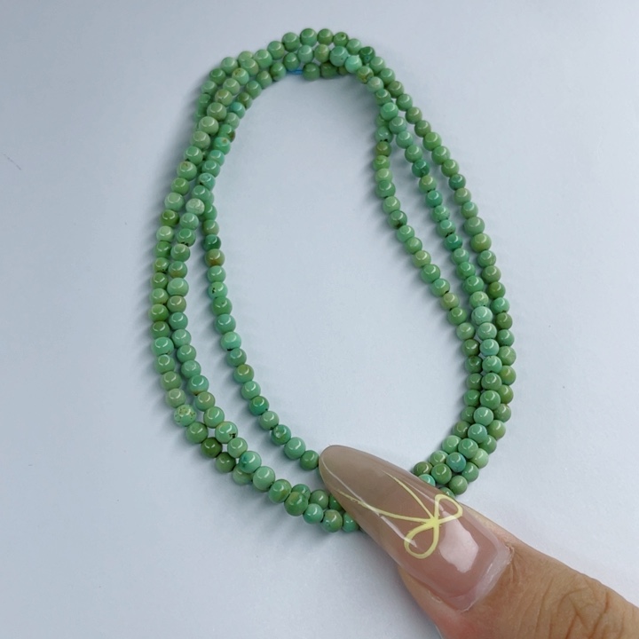 未镶嵌绿松石颈饰