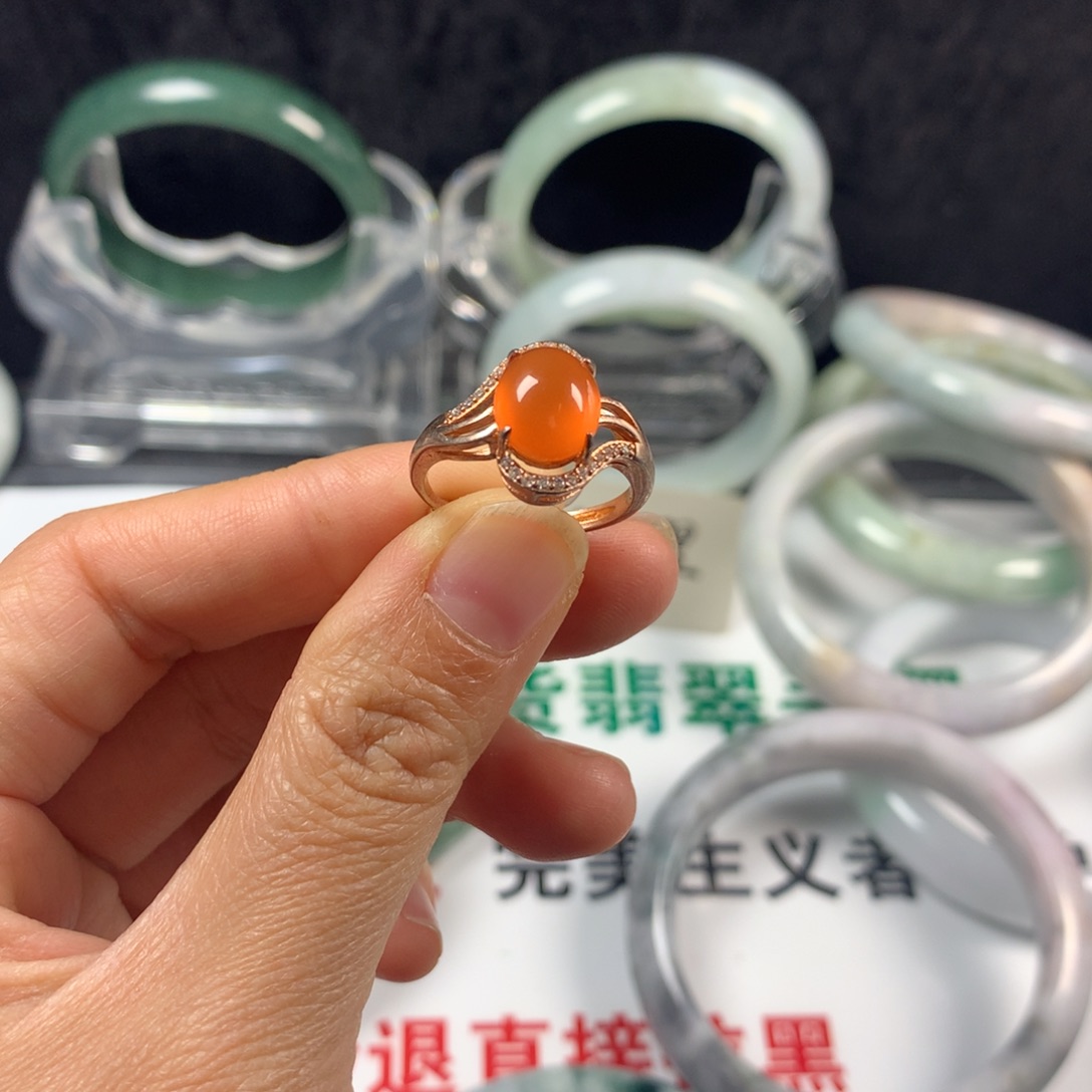 翡翠未镶嵌手镯30号