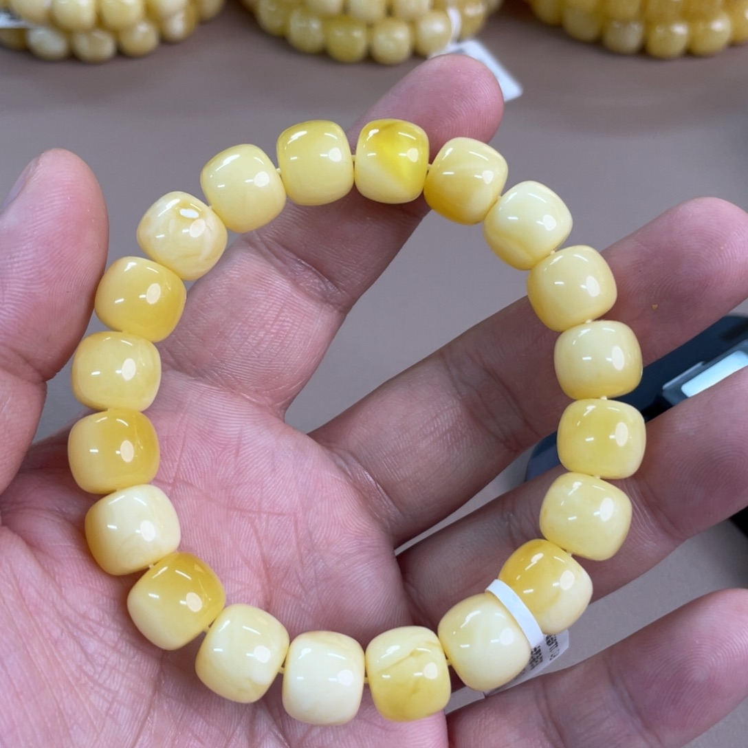 琥珀裸石未镶嵌01100000000