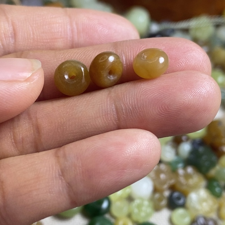 和田玉配件未镶嵌