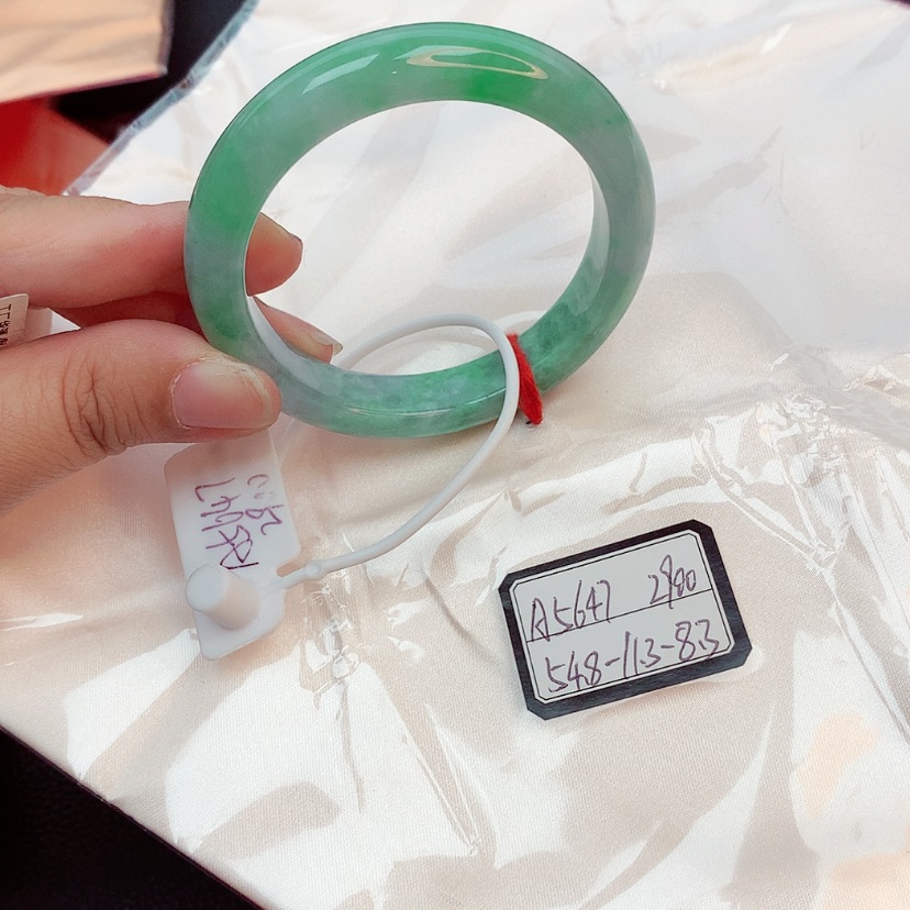 【闪购商品】翡翠手镯未镶嵌天然缅甸翡翠A货