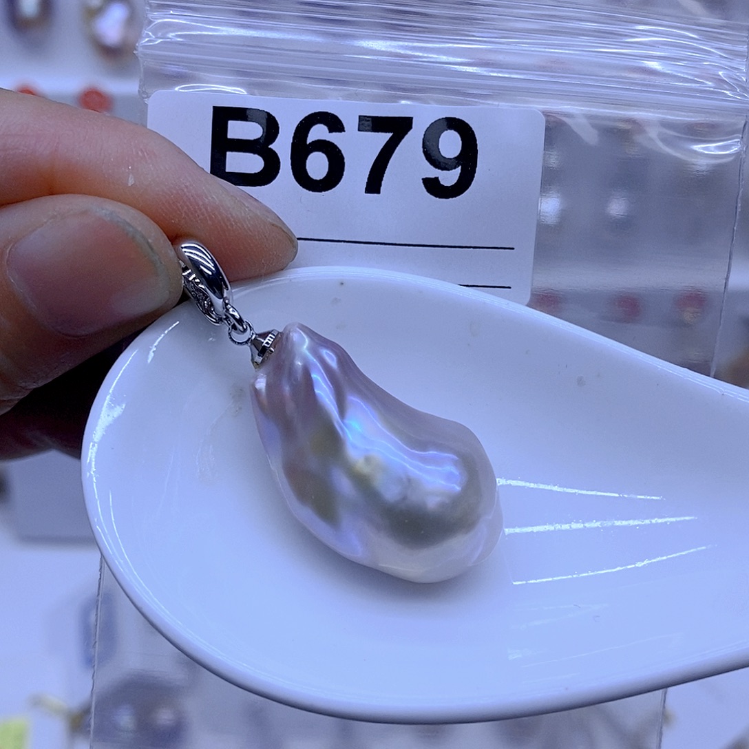 未镶嵌颈饰淡水珍珠