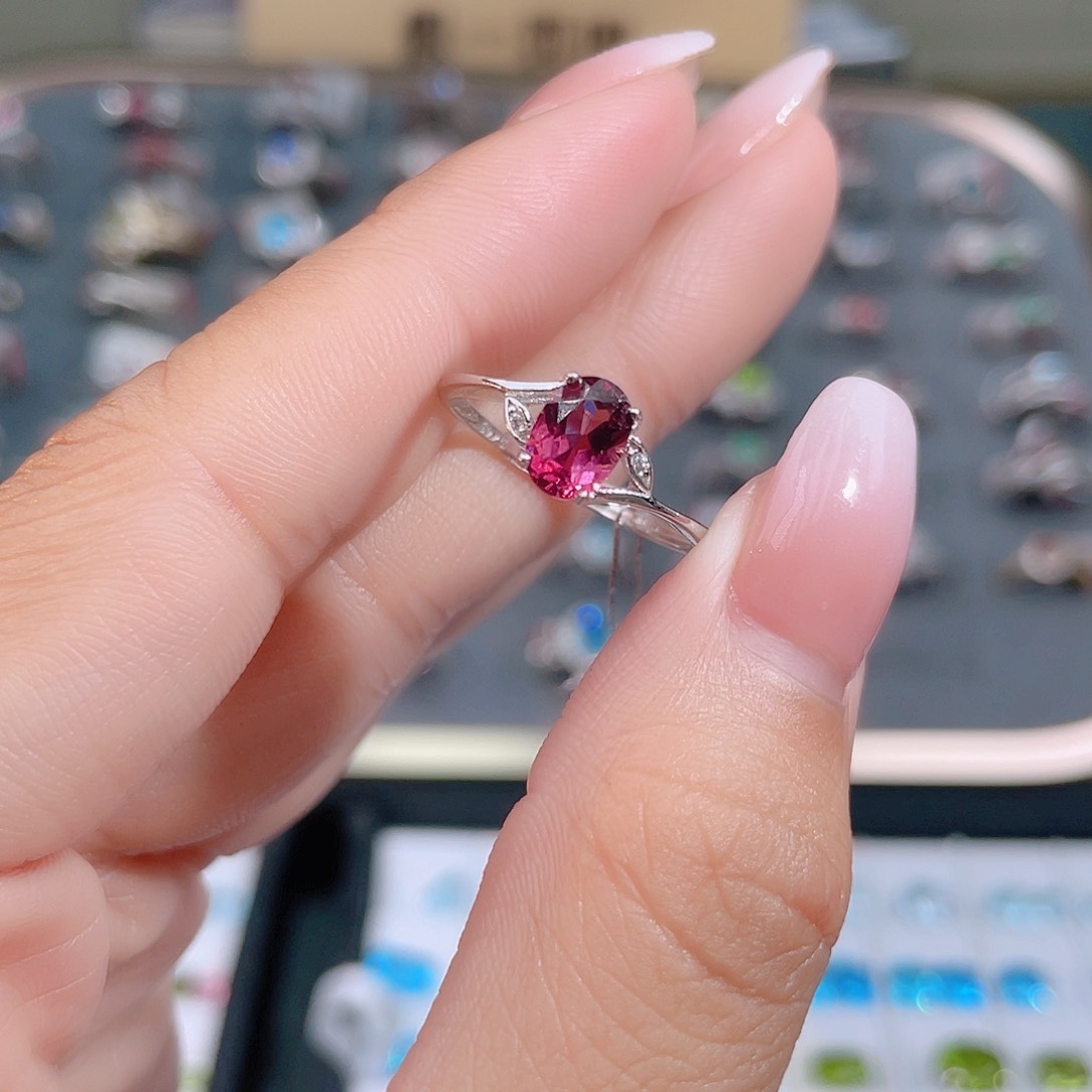 石榴石（紫牙乌）戒指银S925镶嵌