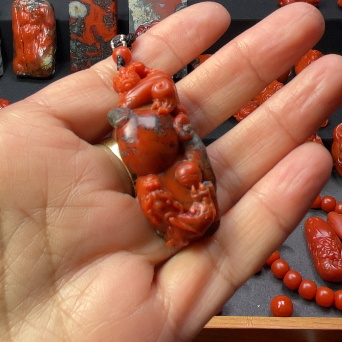 壕***漆南红玛瑙未镶嵌颈饰保山南红原矿阿东寨老南红吊坠