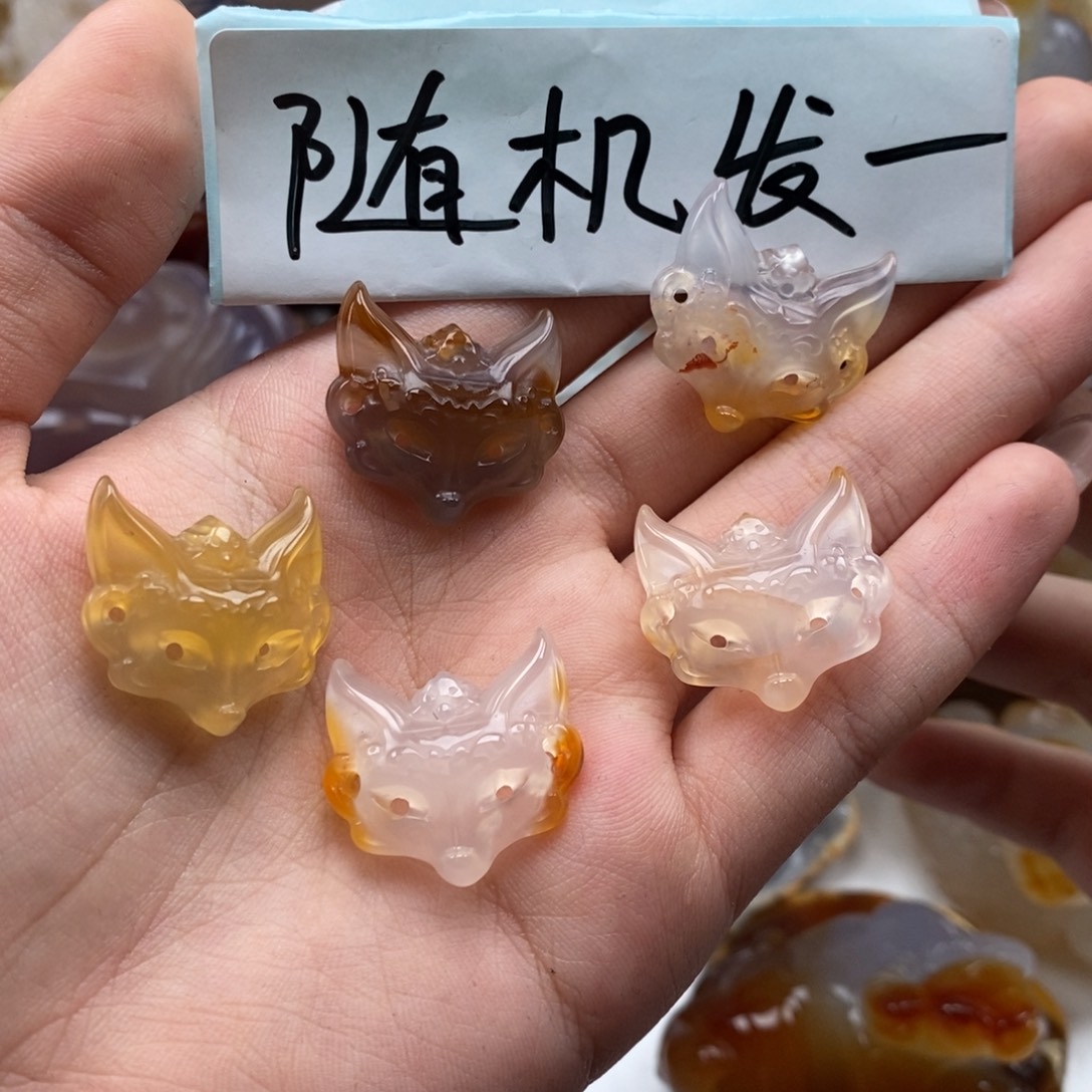 玛瑙/玉髓未镶嵌颈饰