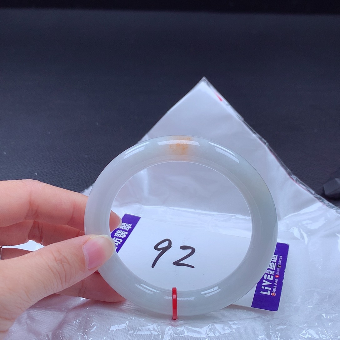 翡翠手镯未镶嵌手镯001498