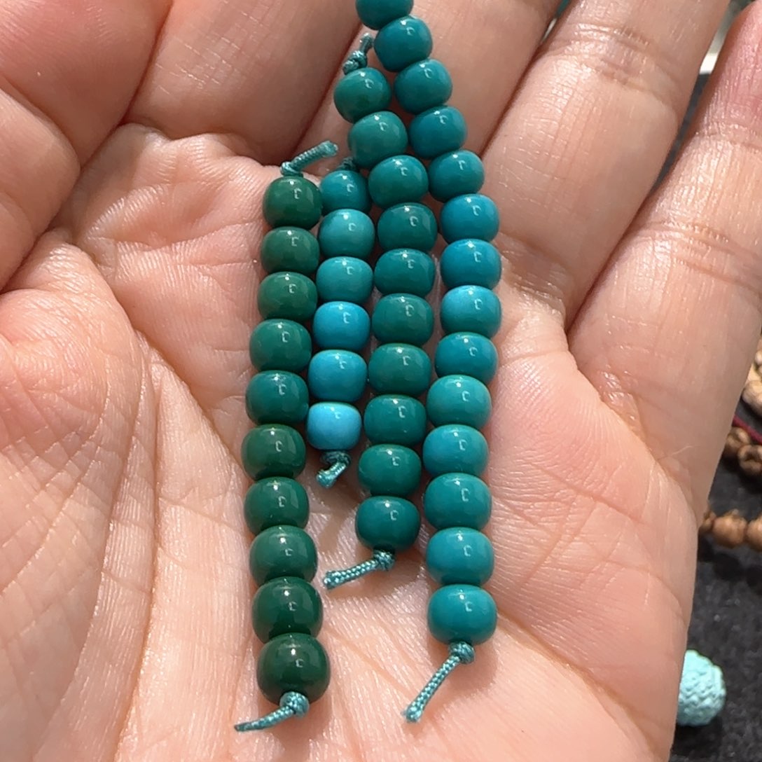 绿松石未镶嵌配饰络****王