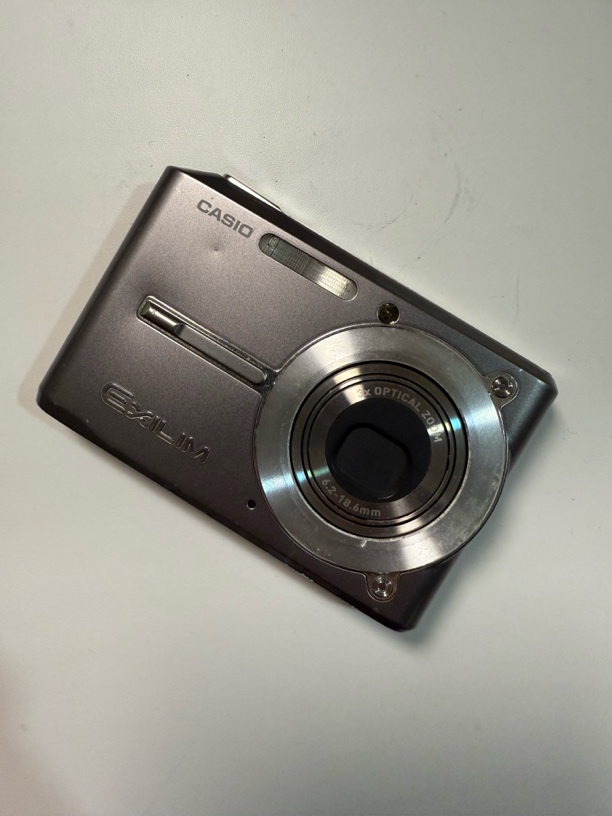 9新 Casio/卡西欧 卡西欧s500 500w像素 3倍光学变焦 冷白皮