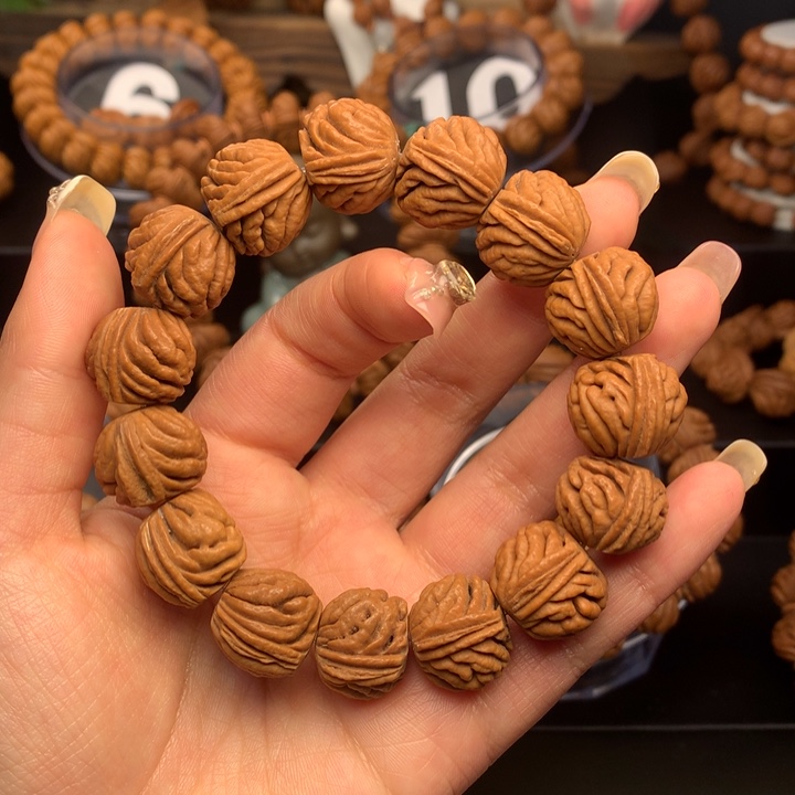 桃核吊坠元宝刺龙纹17+.微瑕疵不退不换