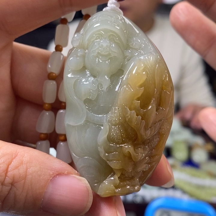 和田玉挂件未镶嵌来*