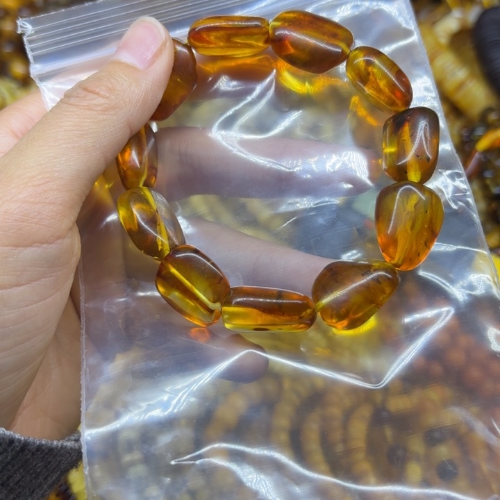 琥珀未镶嵌珠宝奇石