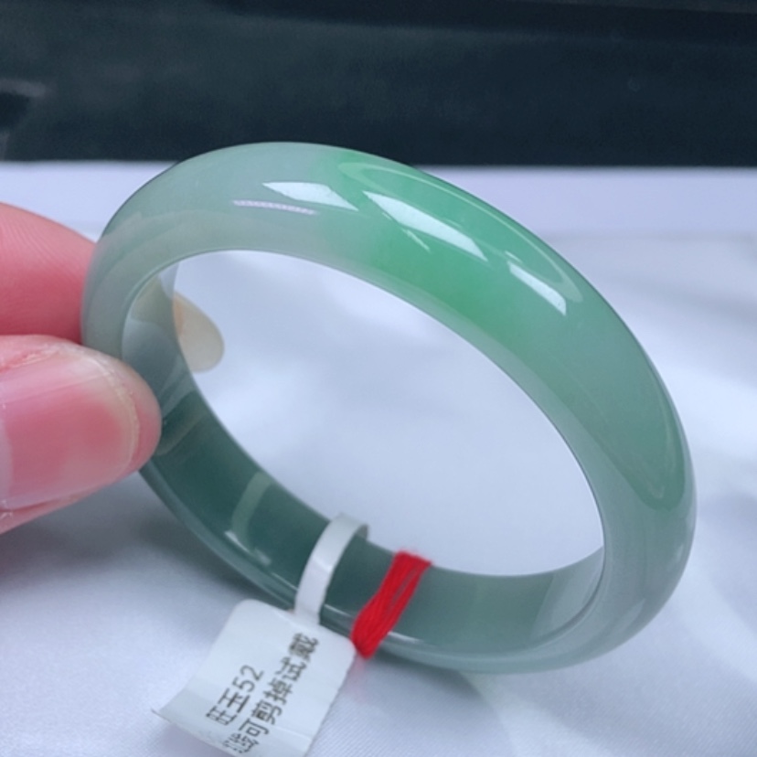 【闪购商品】翡翠手镯未镶嵌，