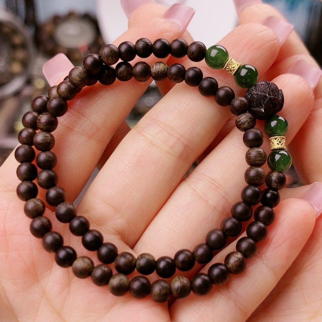 沉香手串越南芽庄老白棋玉化老料0.5圆珠双圈