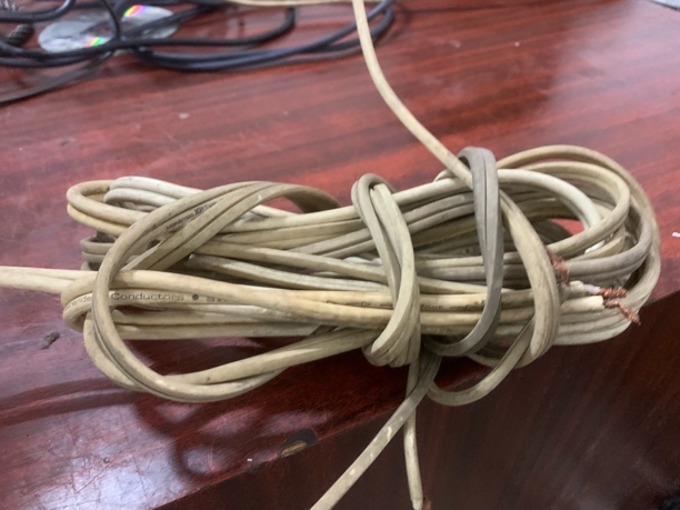 8新  二手音箱线三条，不包邮