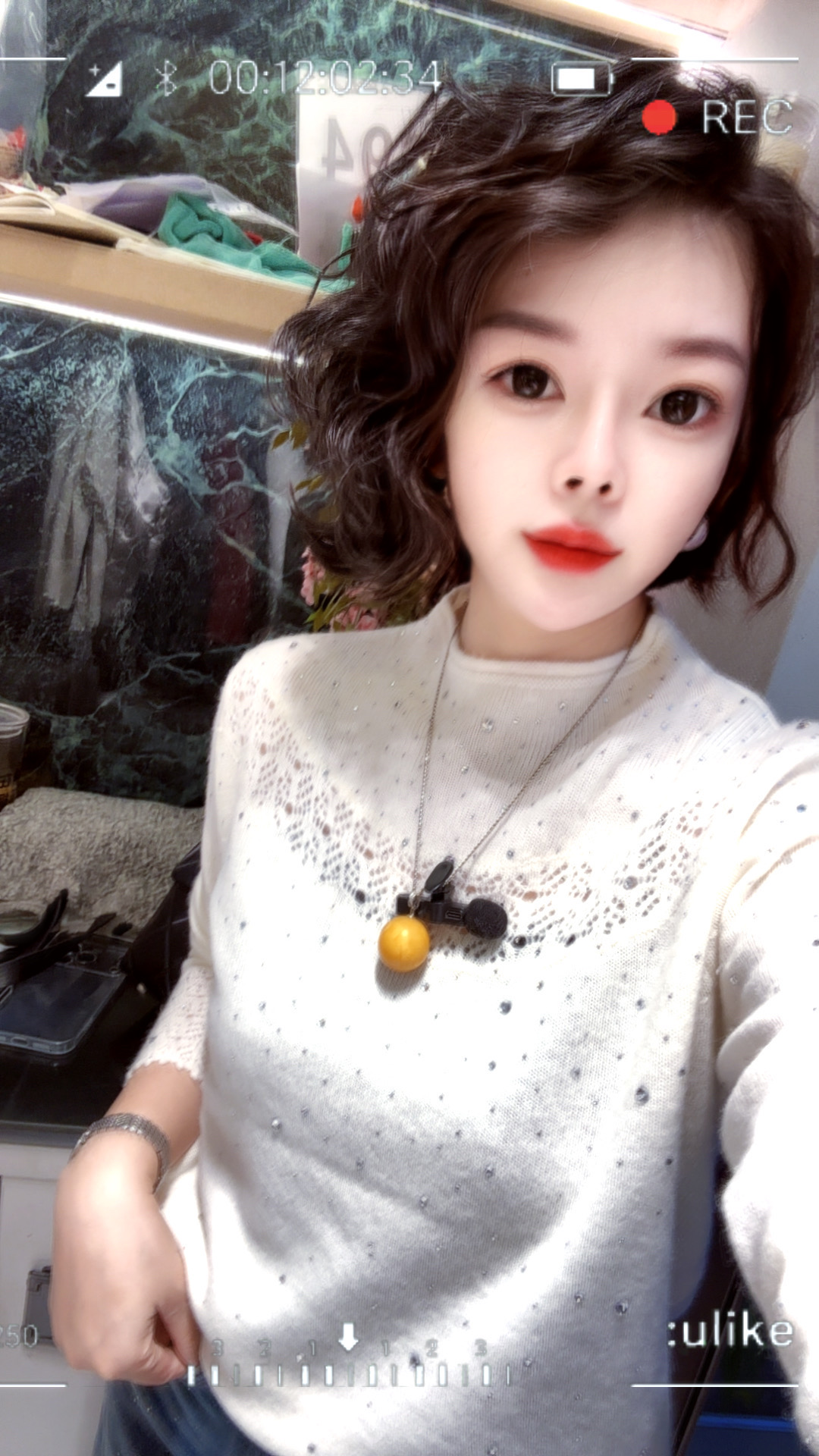  欧货25冬新款镂空钩花套头打底针织衫软糯烫钻毛衣