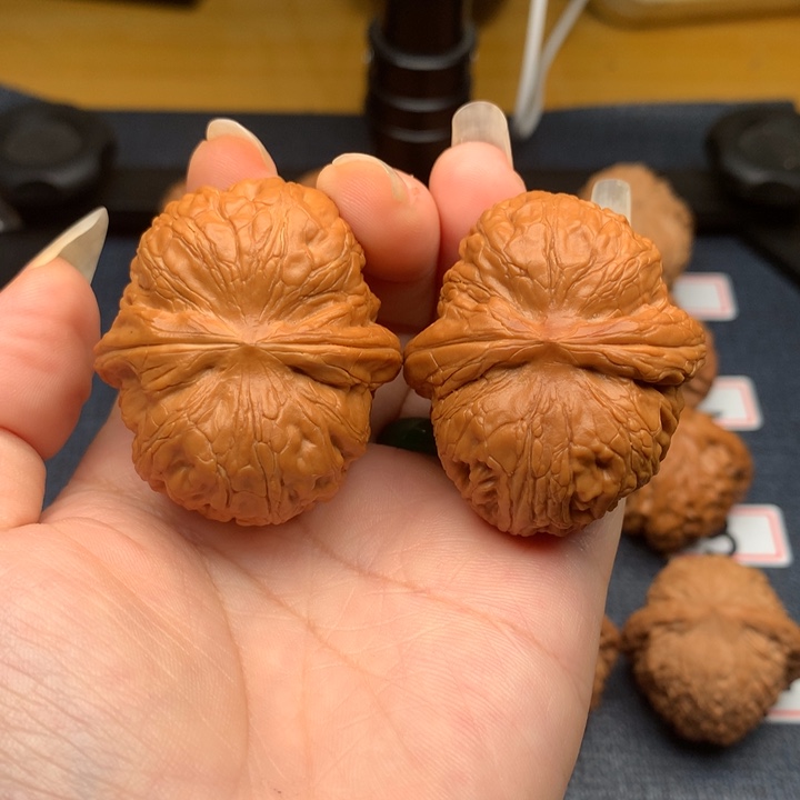 文玩核桃把件44元宝