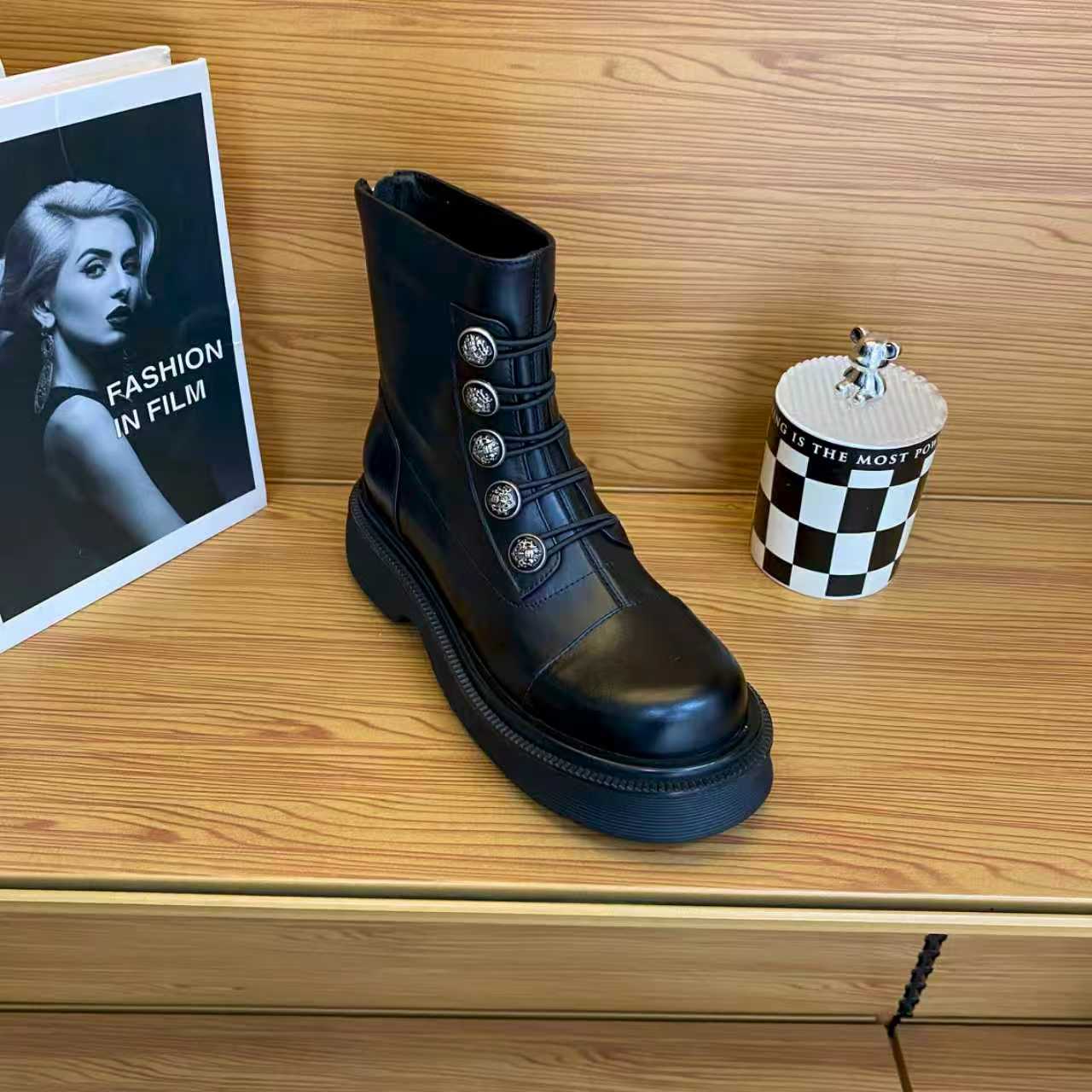 321-5小个子厚底复古圆头短靴短筒百搭马丁靴