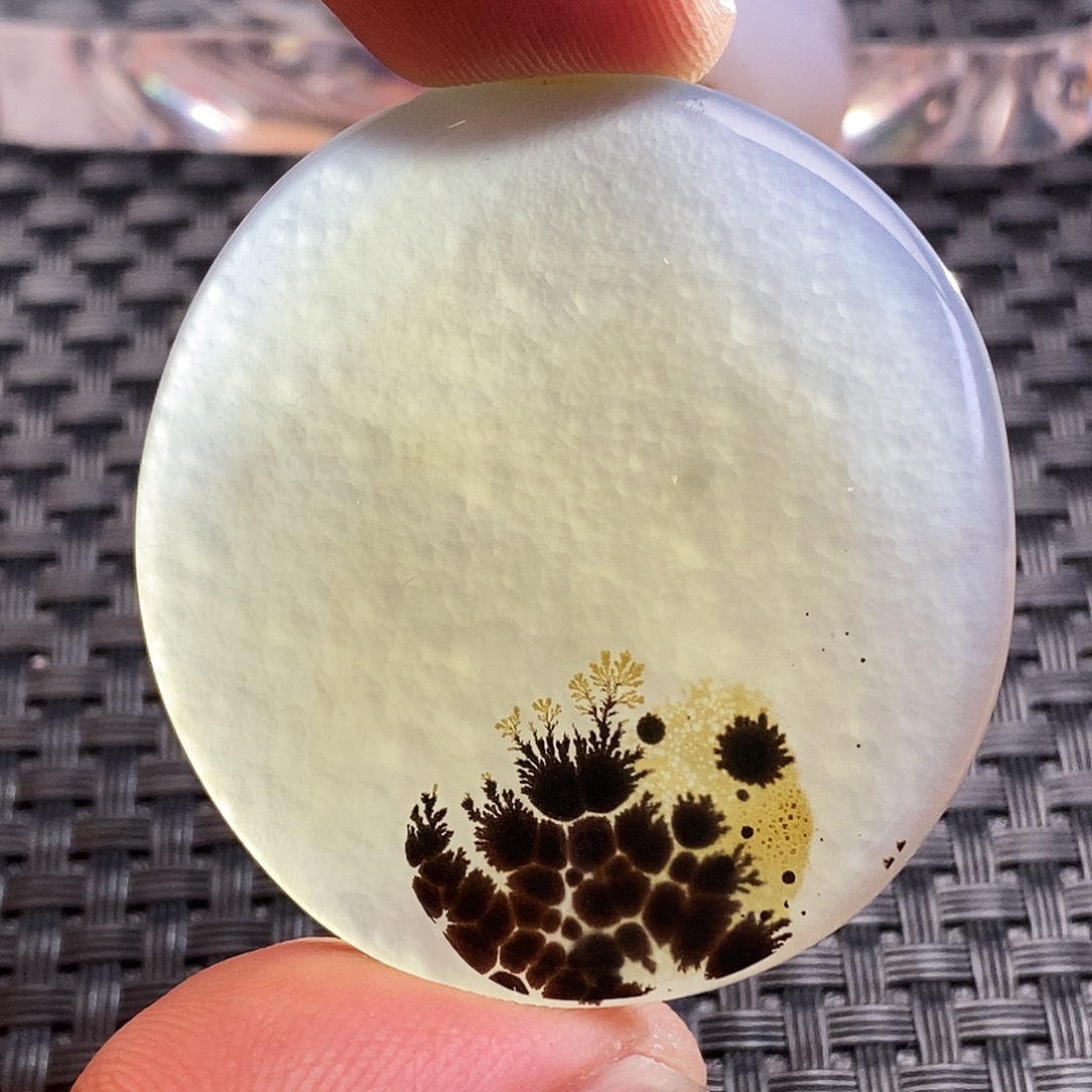 用***3玛瑙/玉髓未镶嵌吊坠(不含链)