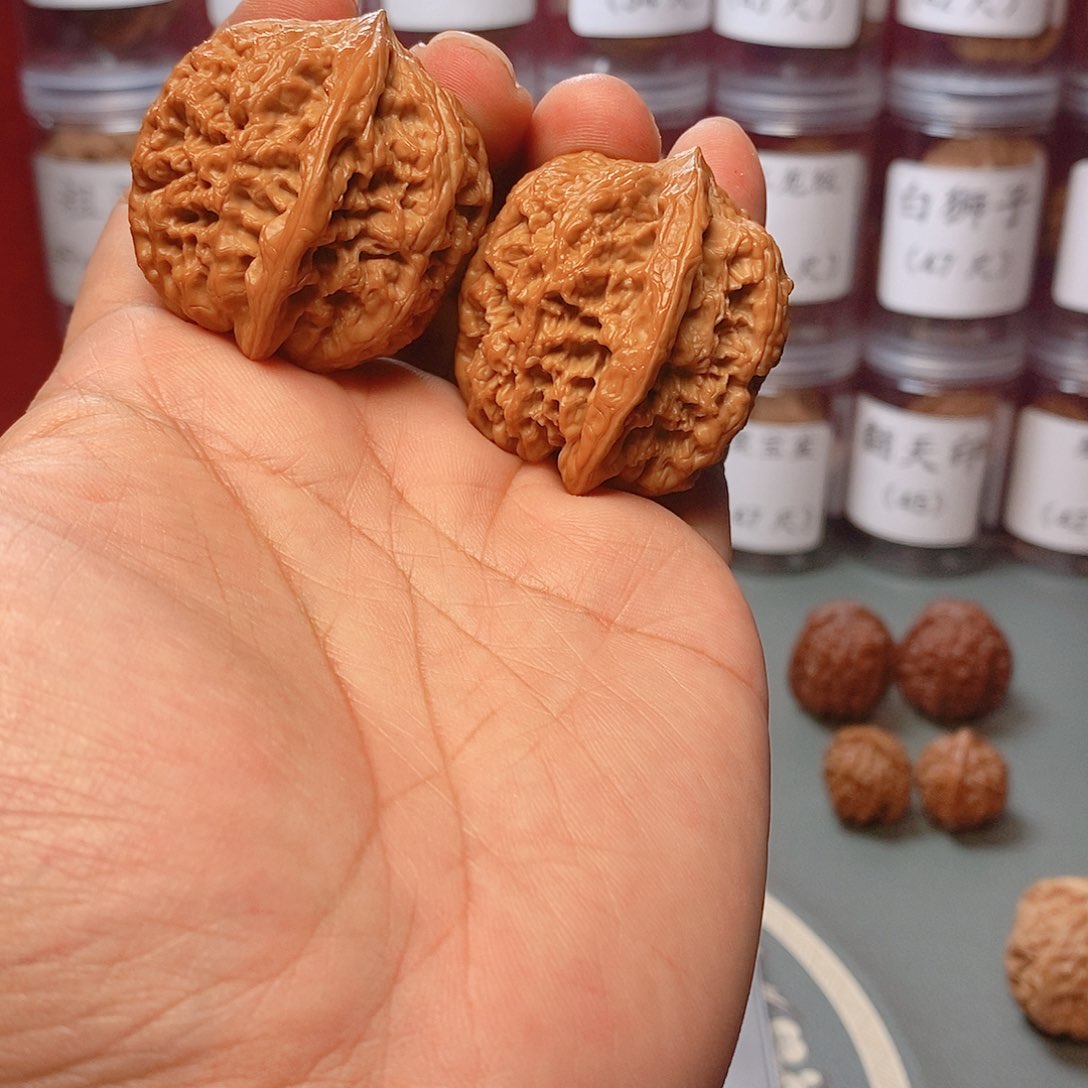 核桃把件•****皮40尺寸全品将军膀核桃