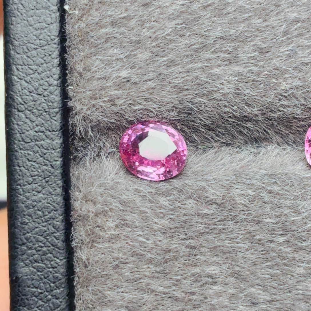 蓝宝石裸石未镶嵌