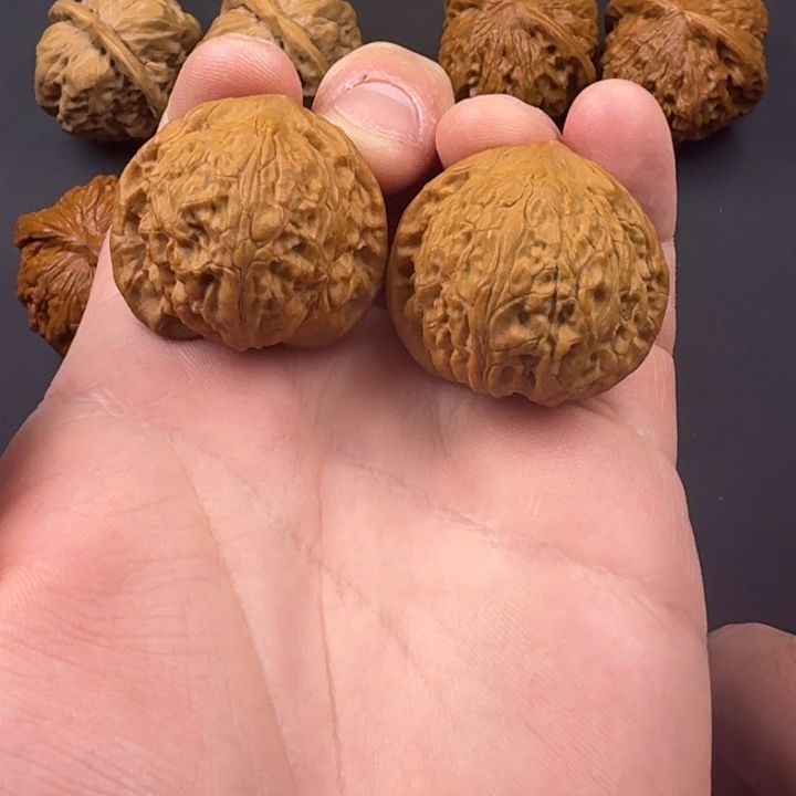 可***能文玩核桃把件平谷爱心