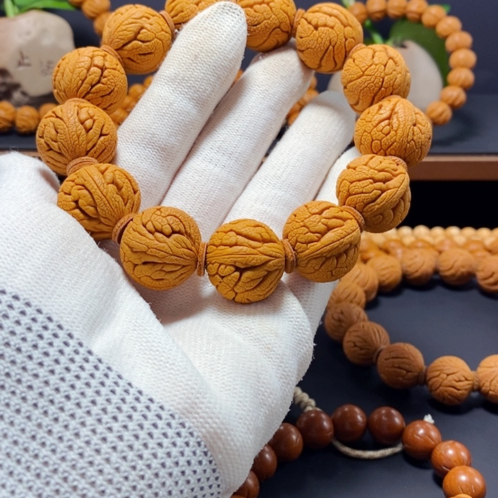 手串桃核龙珠手串