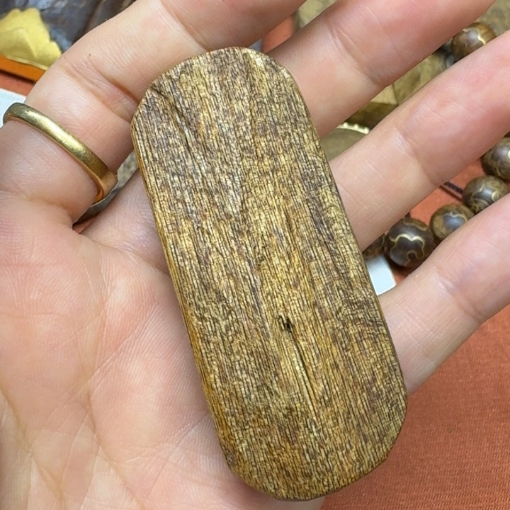 大叶紫檀（黑酸枝木类）