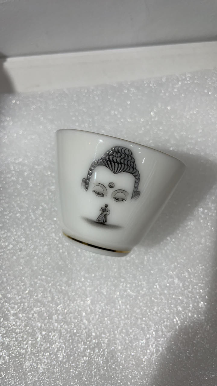 心中有佛小茶杯子