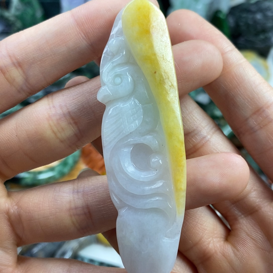 翡翠颈饰未镶嵌吊坠