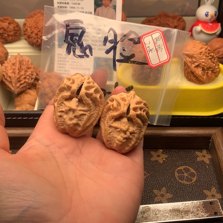 吊坠文玩核桃鬼脸核桃全品