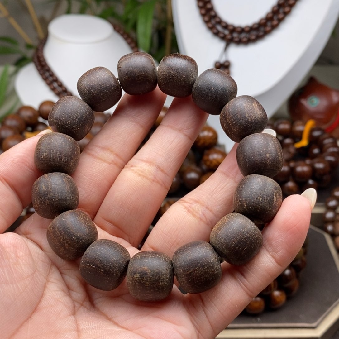 贡木手串/手链贡木1516黑爆星粗抛