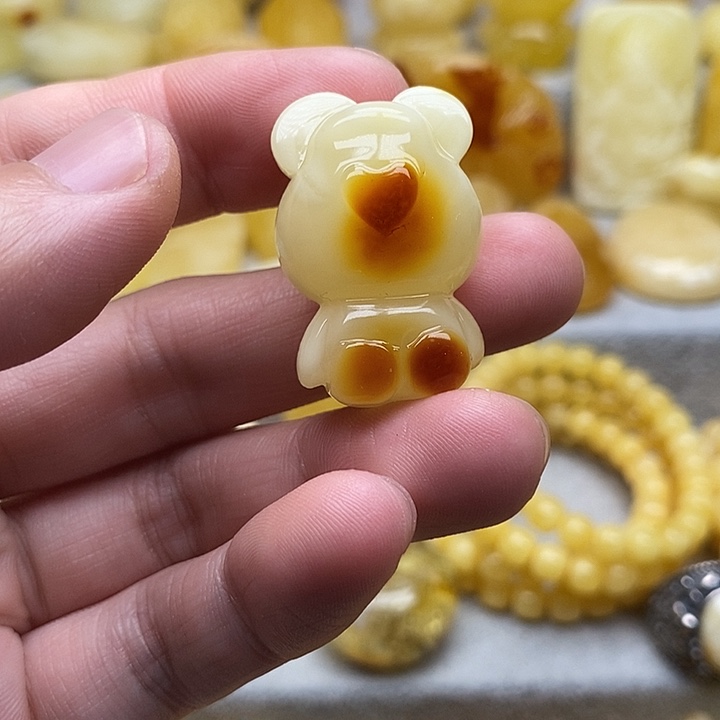 未镶嵌琥珀颈饰琥珀蜜蜡吊坠