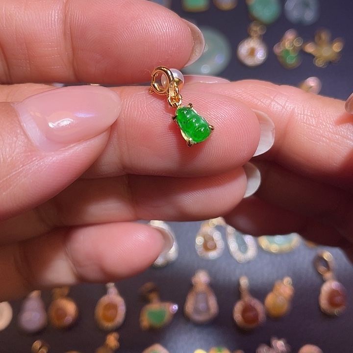 翡翠银S925镶嵌颈饰