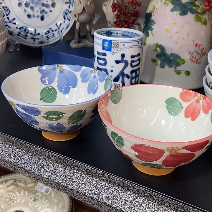*****瓷片日本进口华火红蓝4.9寸碗各一