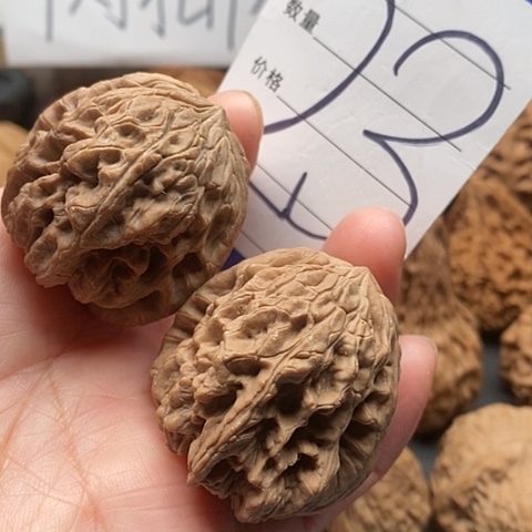 桃核吊坠39全品暴雪