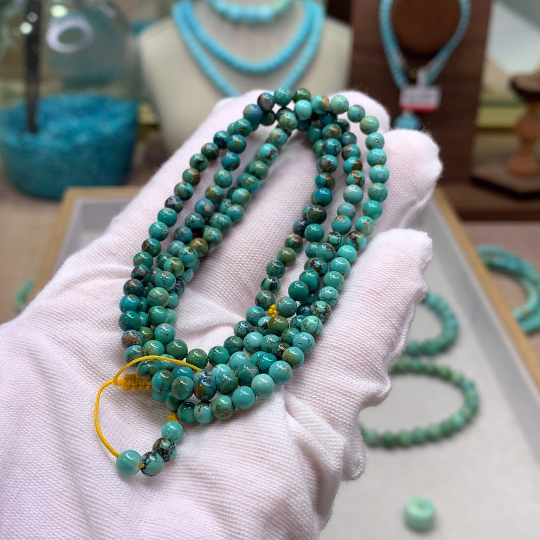 绿松石配饰未镶嵌