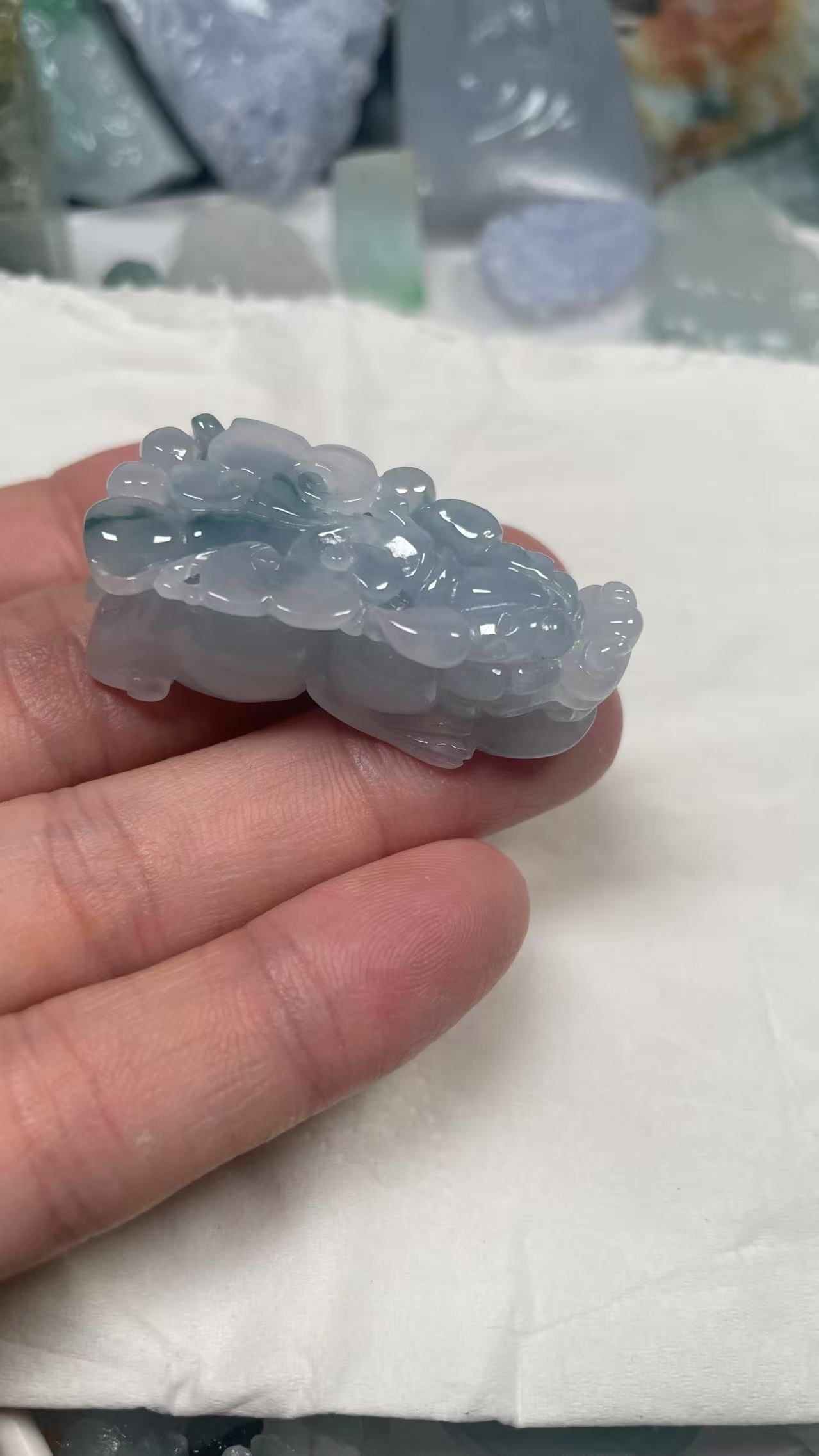 天然缅甸翡翠A货天空蓝飘花如意貔貅