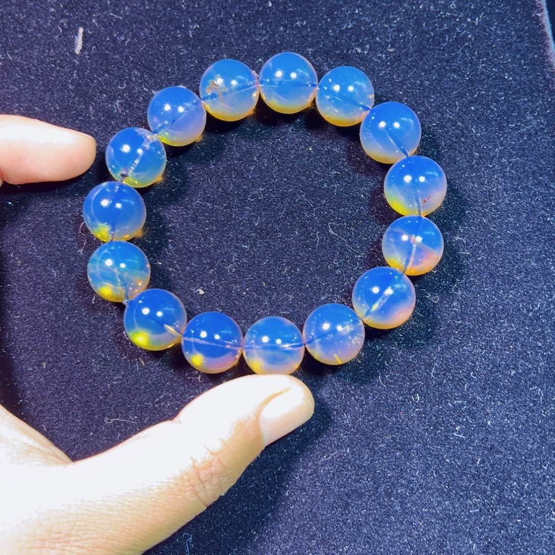 琥珀裸石未镶嵌琥珀