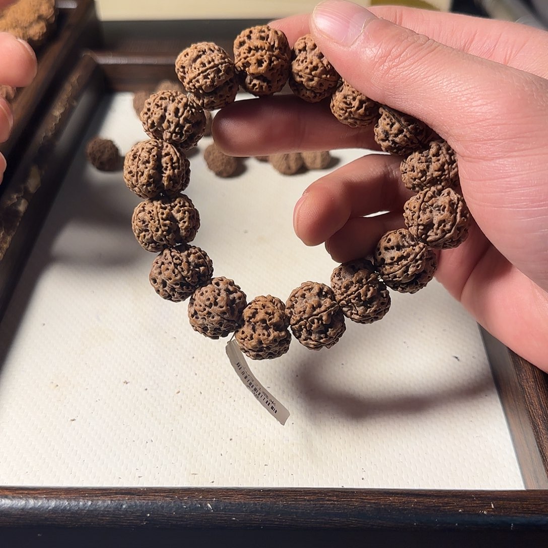欢***宝手串金刚菩提14号，